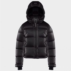 Women's Aritzia  Black Puffer Jacket